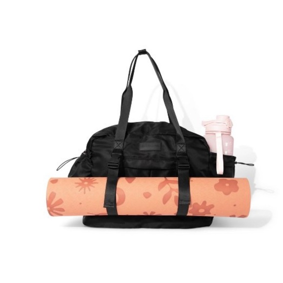 Blogilates Gym Bag - Black. This is one of the best gym bags. Plenty of space! - Picture 2 of 5